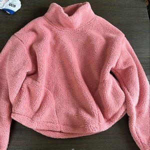 Pink fuzzy sweater new with tags